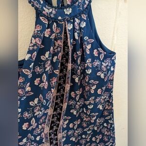 Francesca's Tie Back Sleeveless Shift Dress - flattering colorful dress size S